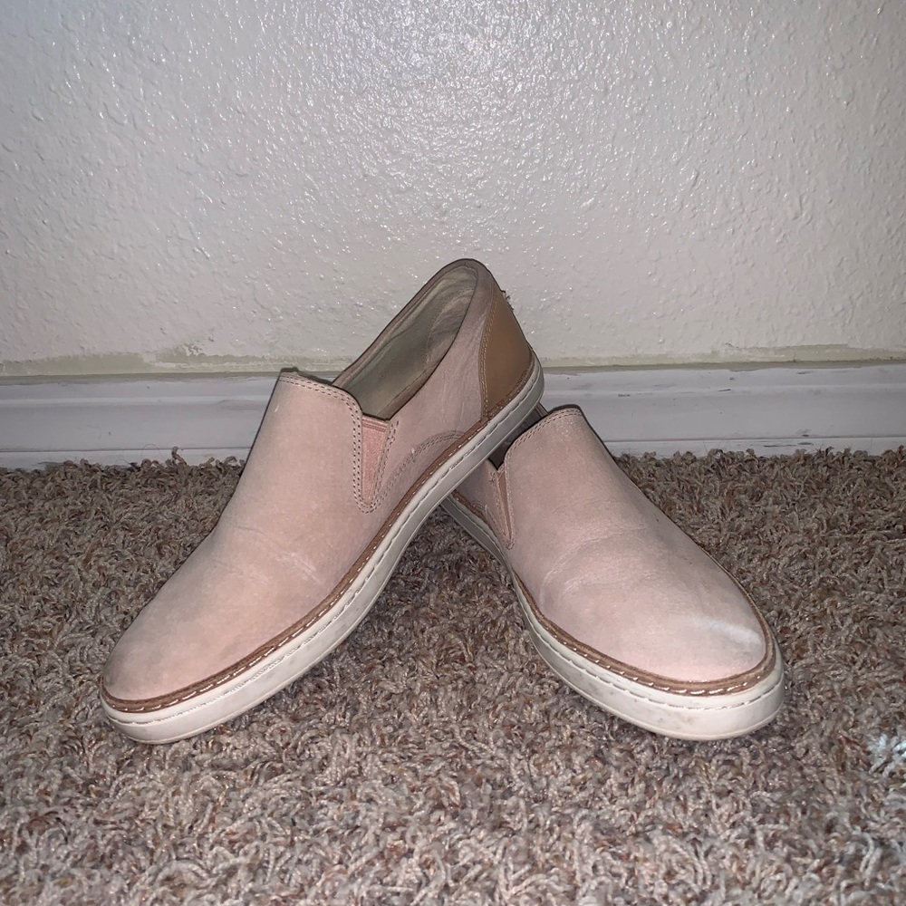 UGG Women’s Soleda Sneaker